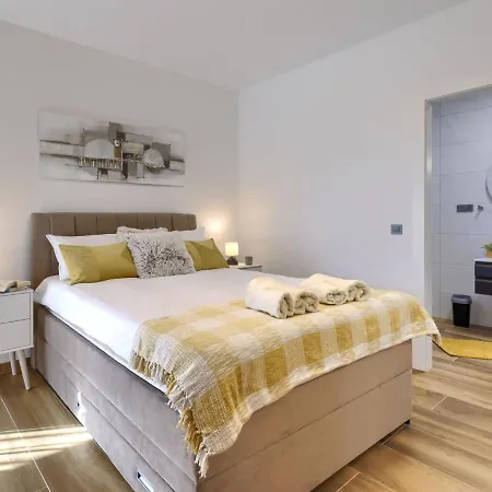 Villa Prudensia By Interhome