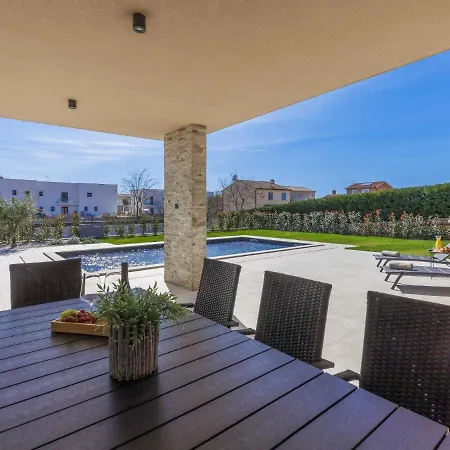 Prudensia By Interhome Villa