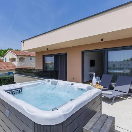 Prudensia By Interhome Kaštelir