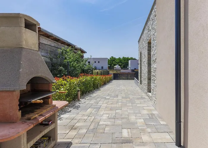 Prudensia By Interhome