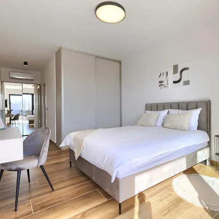 Prudensia By Interhome *