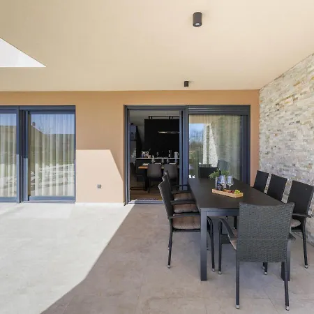 Prudensia By Interhome