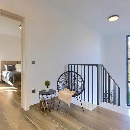 Prudensia By Interhome Villa