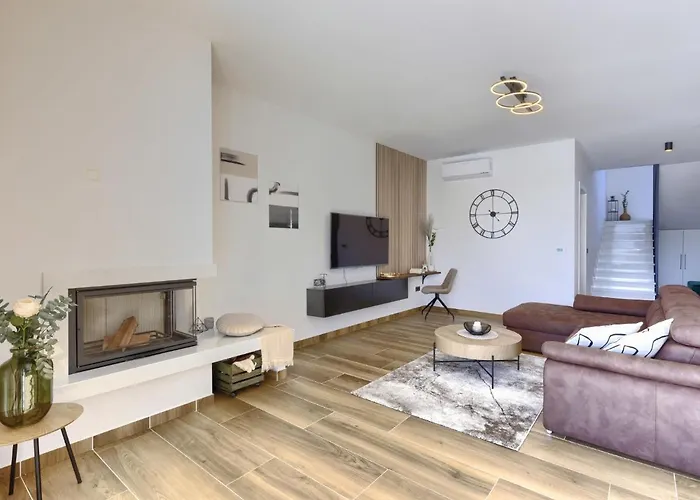 Prudensia By Interhome * Kaštelir