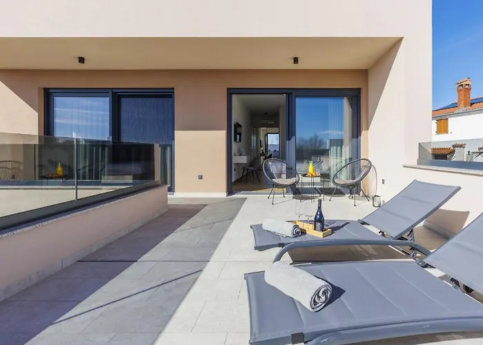 Villa Prudensia By Interhome Kaštelir